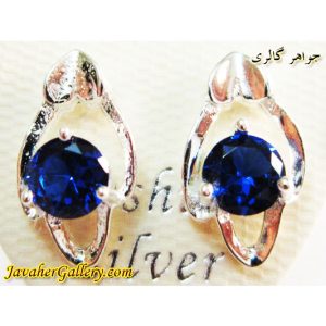 گوشواره میخی آویز دار نقره با نگین یاقوت کبود